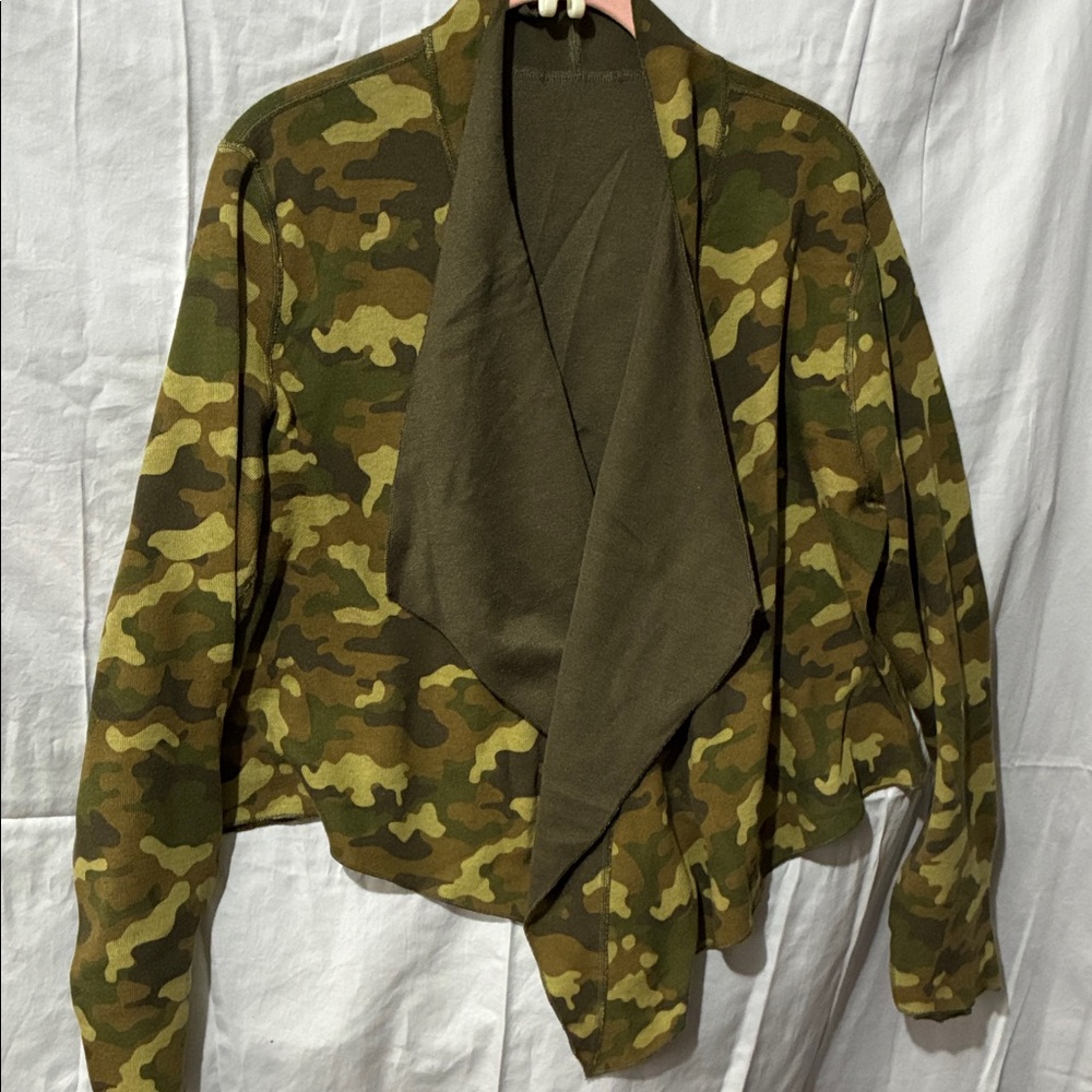 G by Giuliana Camouflage reversible sweater
